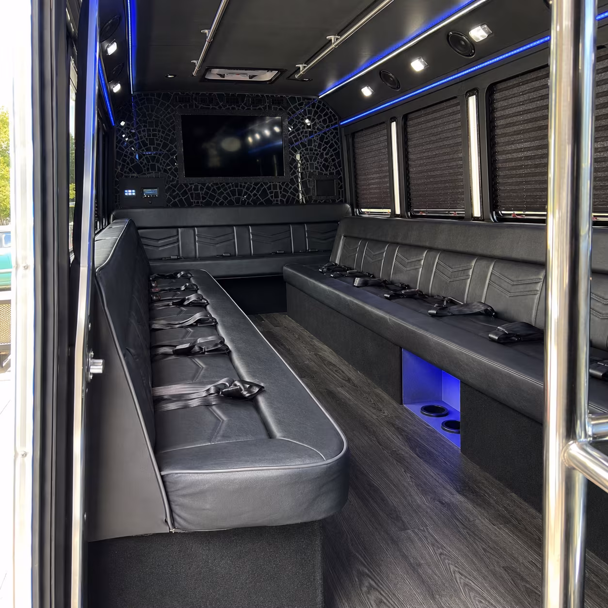 Davie Birthday, Sweet 16, & Quinceañera Party Bus Rentals