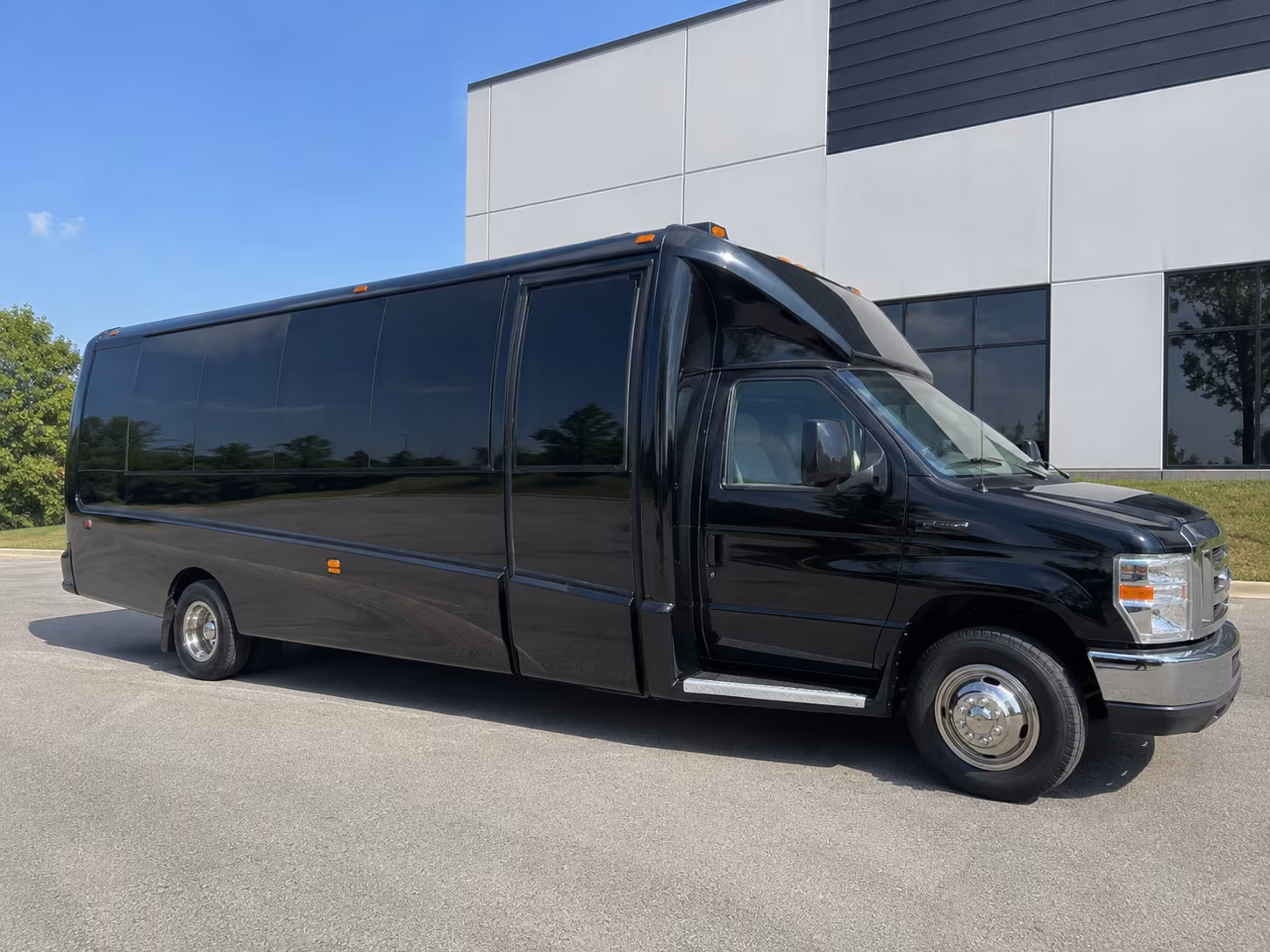 Fort Lauderdale Prom & Homecoming Transportation group transportation