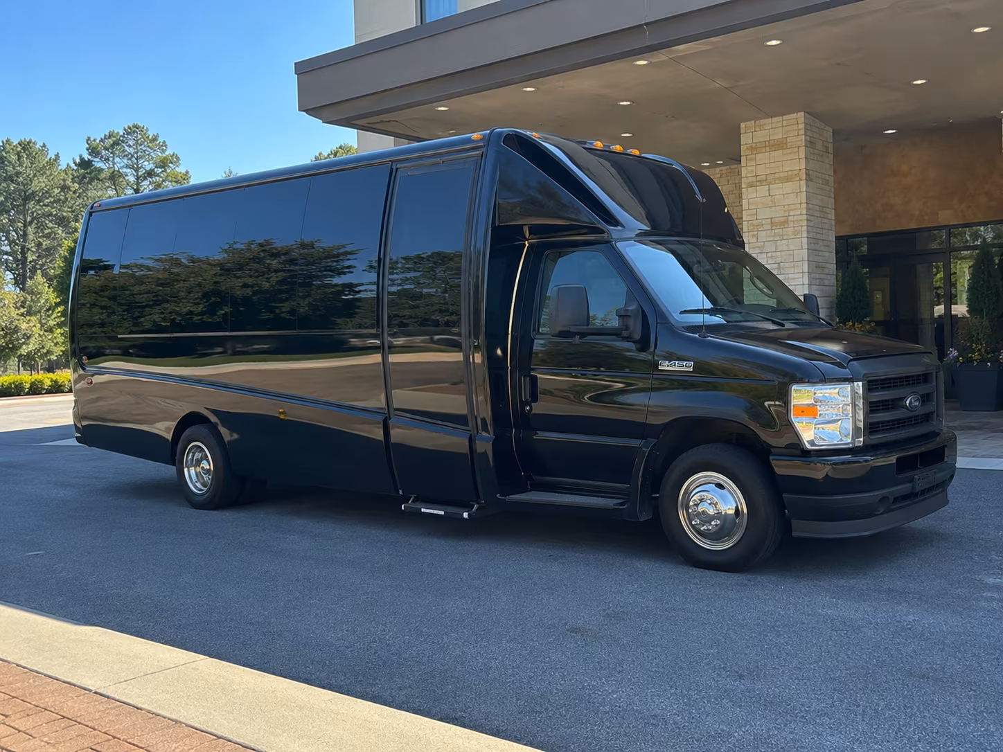 Hollywood Airport Shuttles & Transportation
