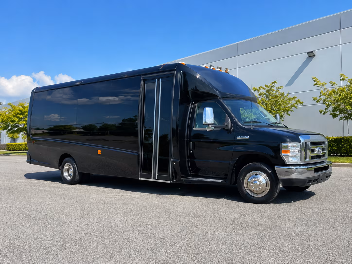 Hollywood Sporting Event Transportation
